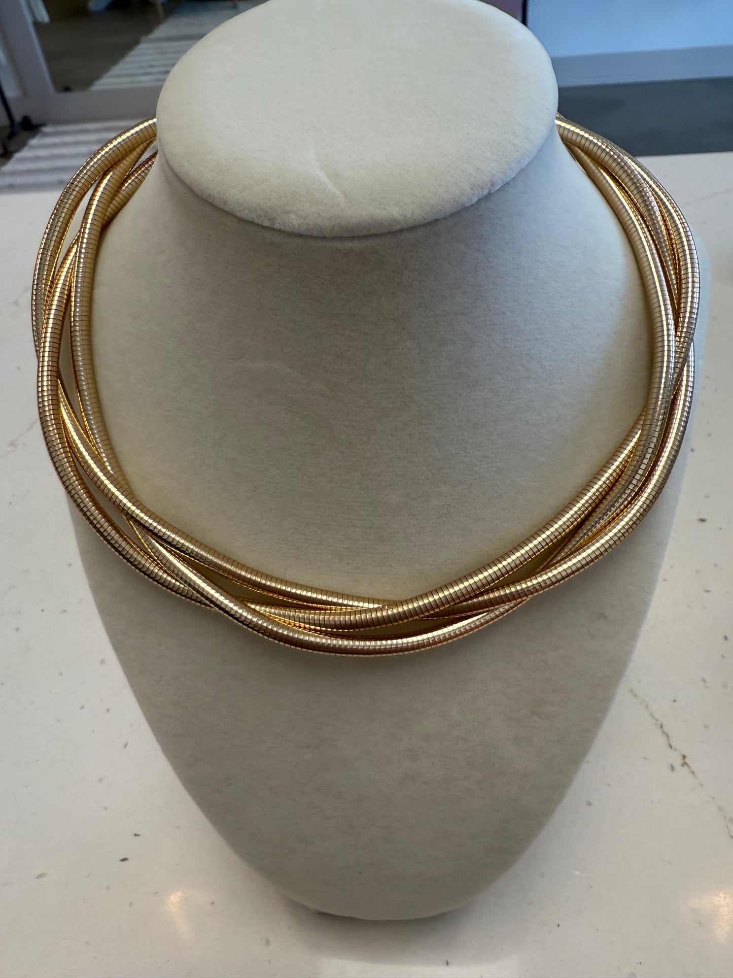 The Intertwined Necklace