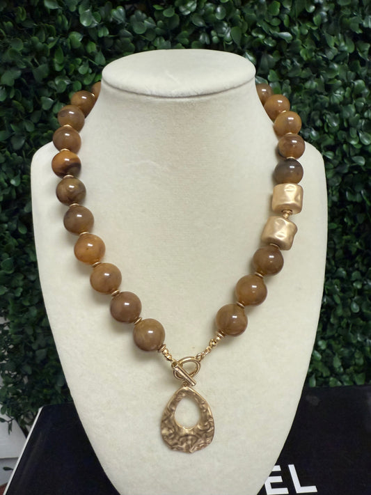 Cut Out Teardrop Necklace