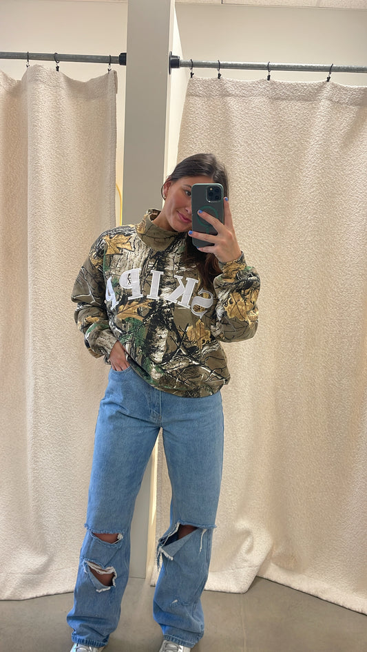 Skipp Mock Neck Sweatshirt