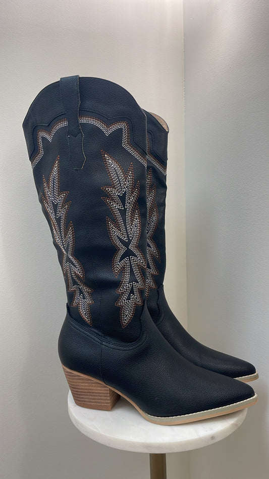 The Ainsley Boot