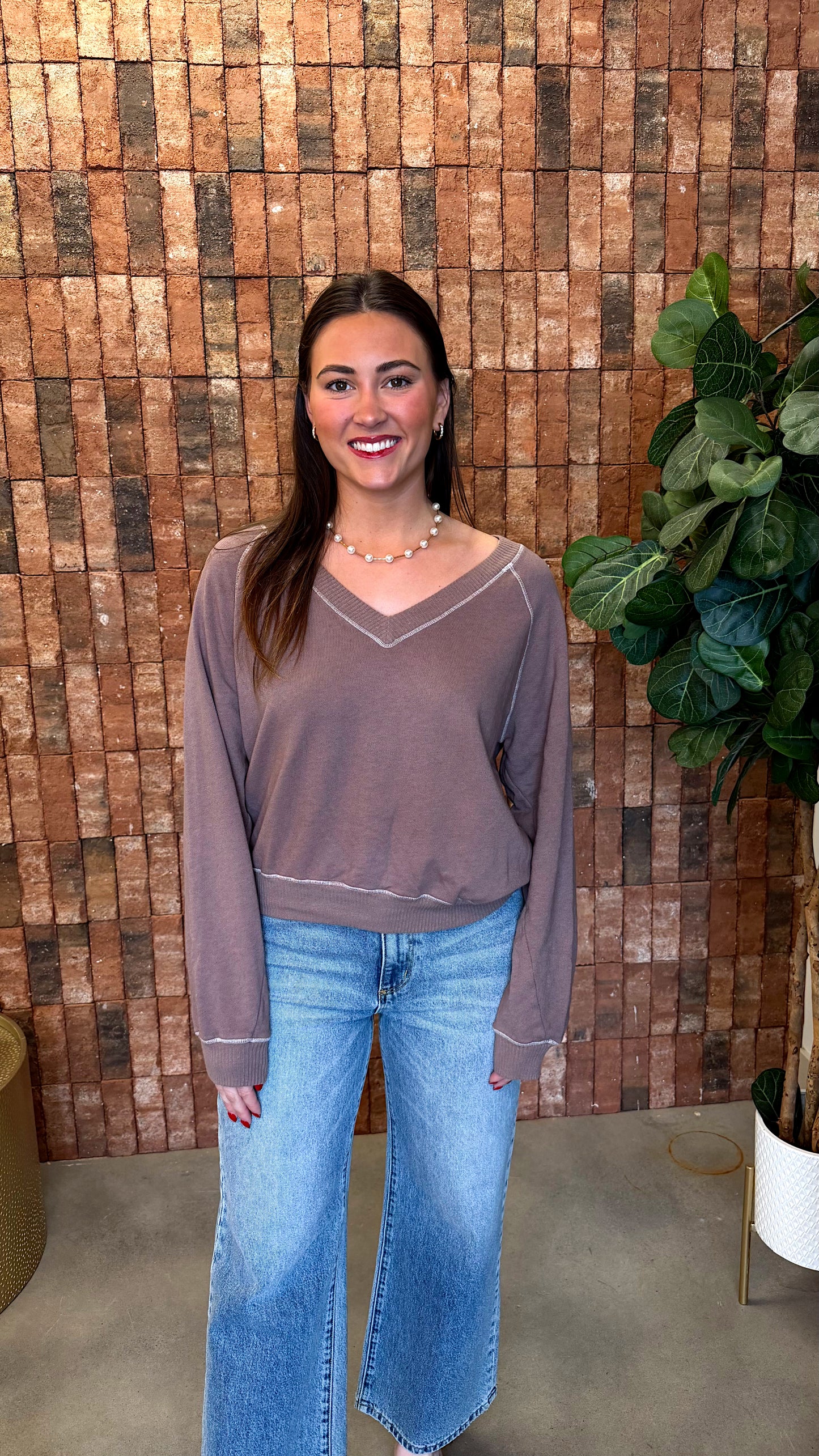 Cambridge Contrast Stitch V Neck Sweatshirt