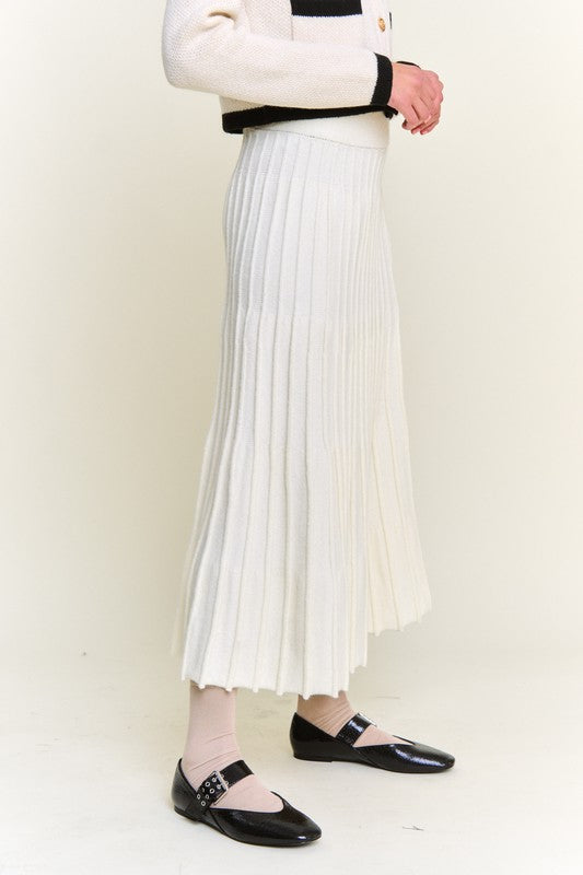 Knit Pleated Skirt